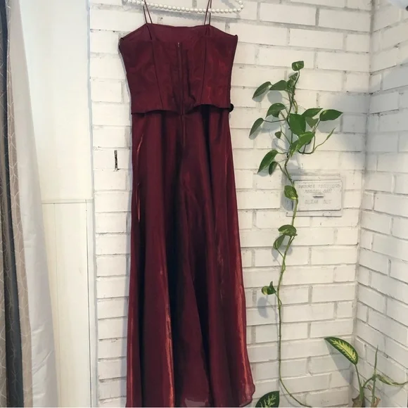 Deep Red Prom Dress - Picture 8 of 17